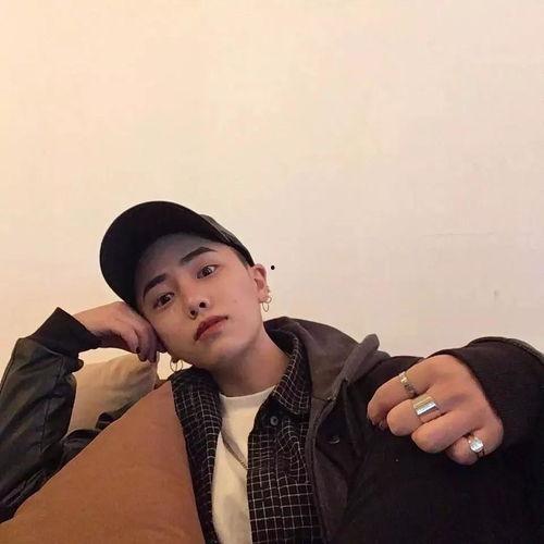 娱乐吃瓜头像男生霸气